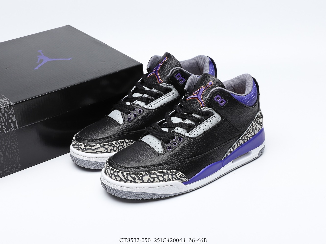 Air Jordan 3 Retro
Black Court Purple CT8532-050