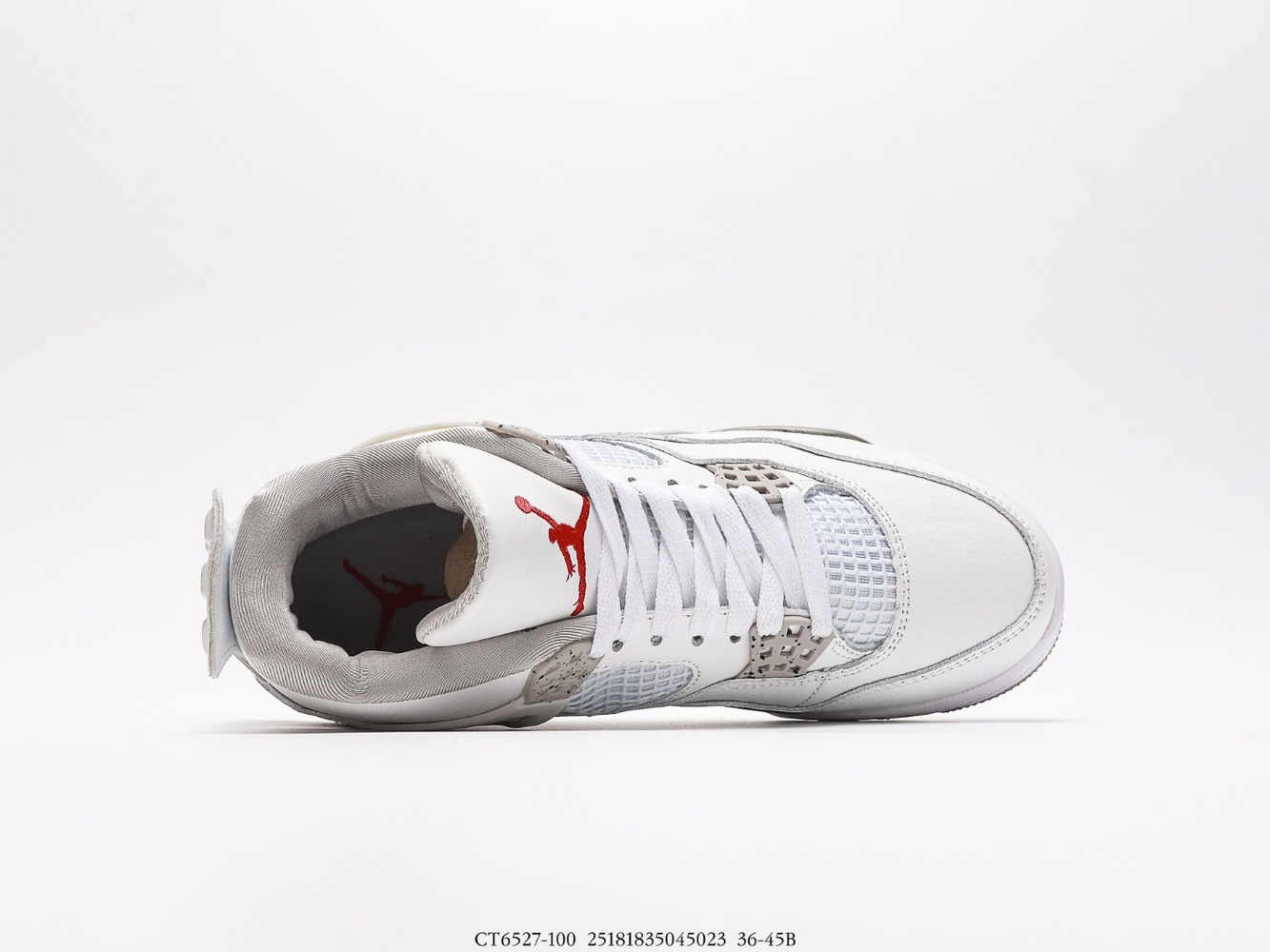 Air Jordan 4 Retro
White Oreo